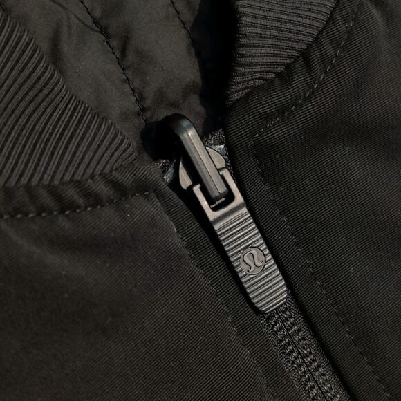 Lululemon Reversible Non Stop Cotton Bomber Jacket Womens Size 8 Black W4BSQS - Picture 7 of 16